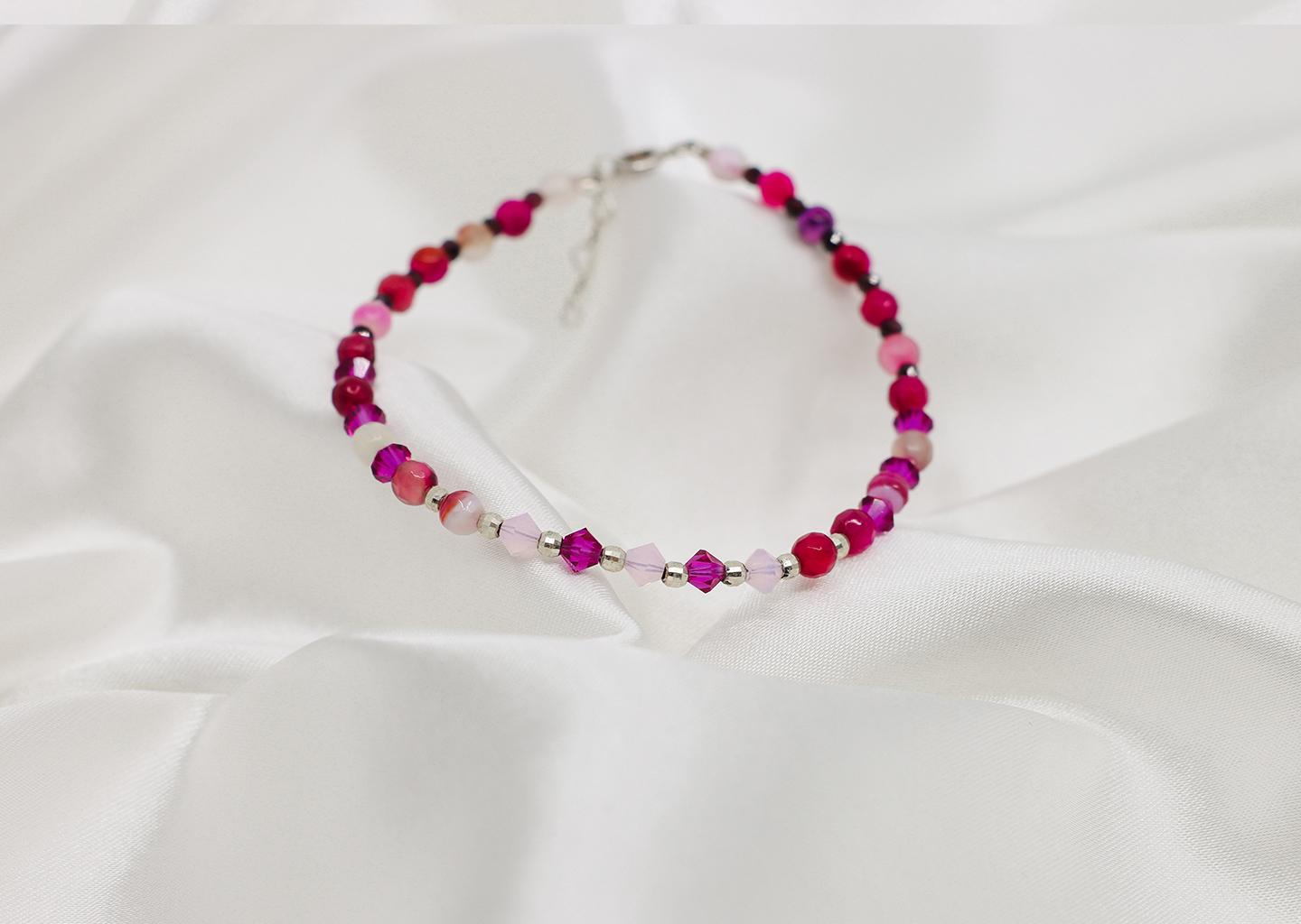 Home 21 Bratara „Blush Charm”