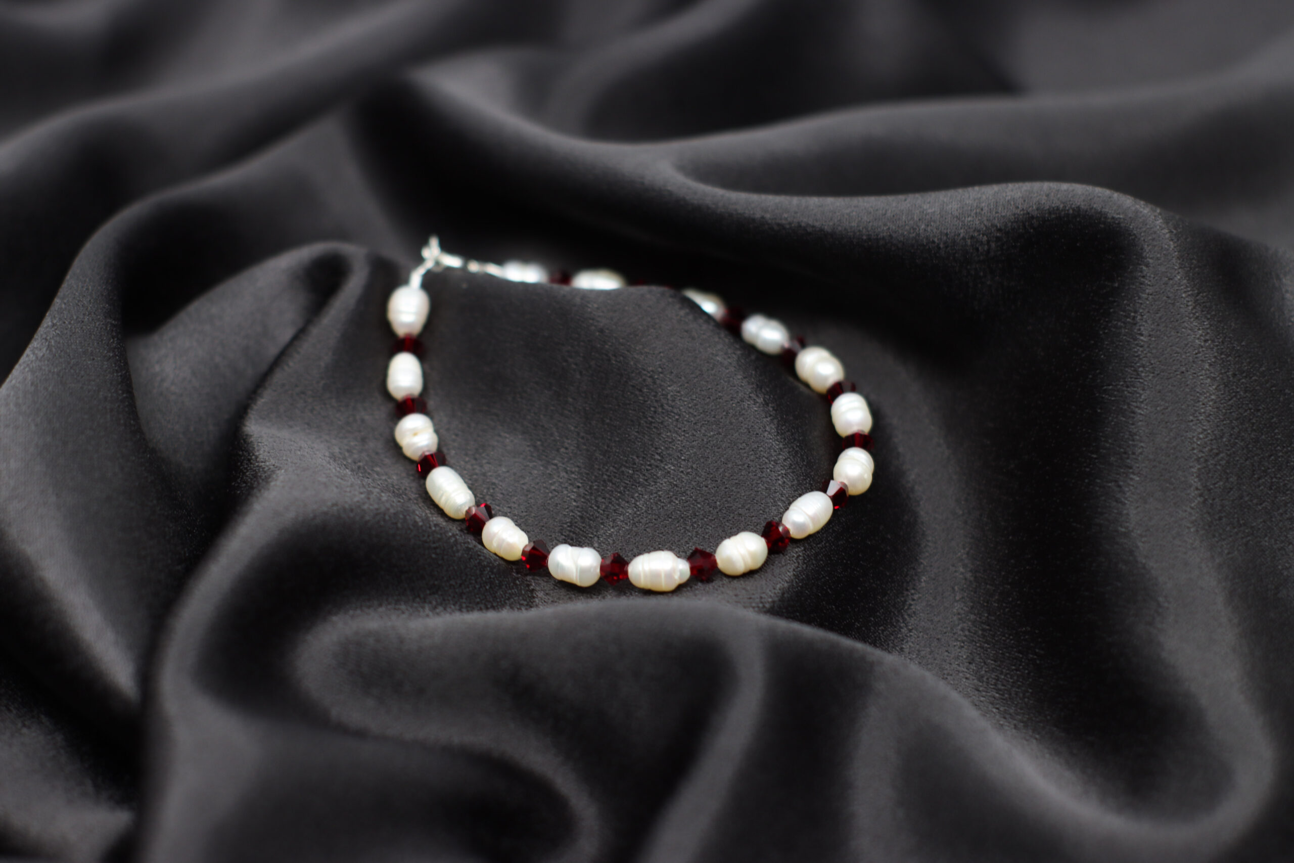 Bratara „Crimson Pearl” 2 Bratara „Crimson Pearl” - imagine 2