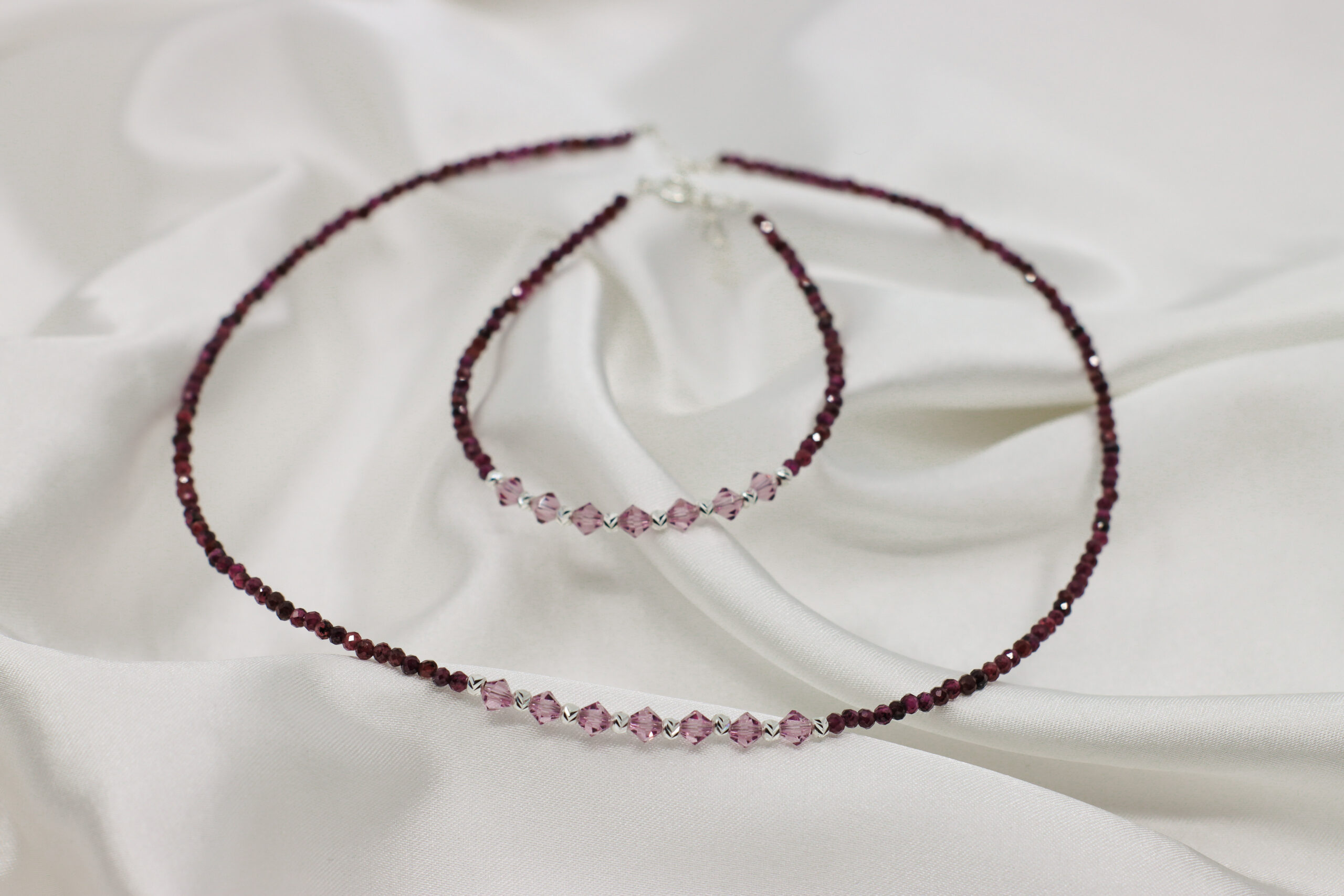 Home 11 Set „Crimson Elegance”