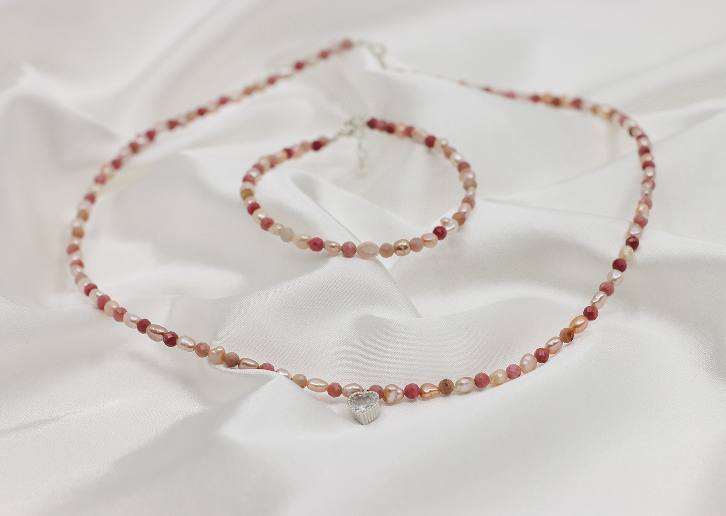 Home 24 Set „Heart of Garnet”